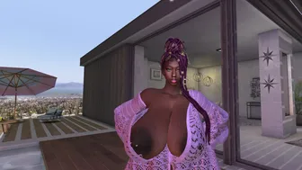 Bruh waits for Tia to finish in Elle